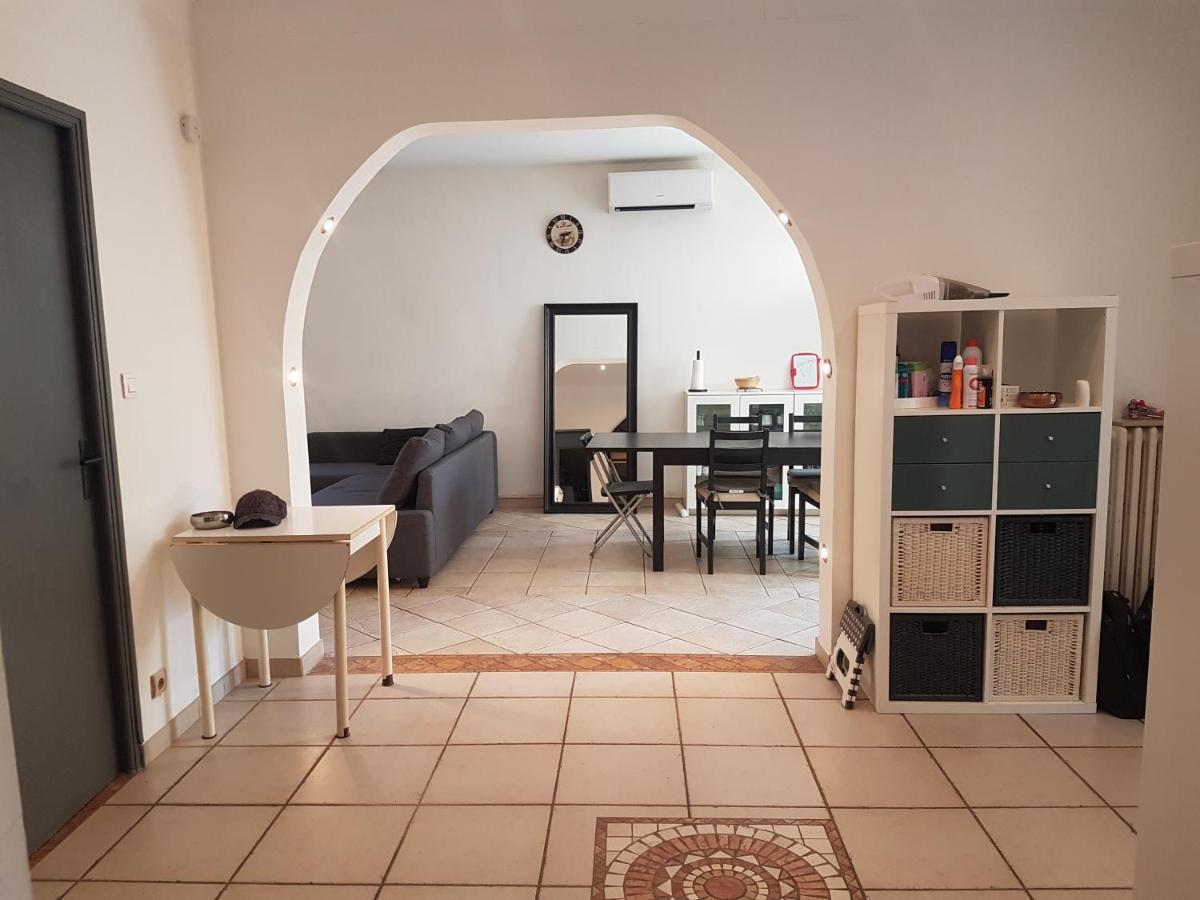 Grande Maison Avec 5 Et Jardin Holiday home Avignon