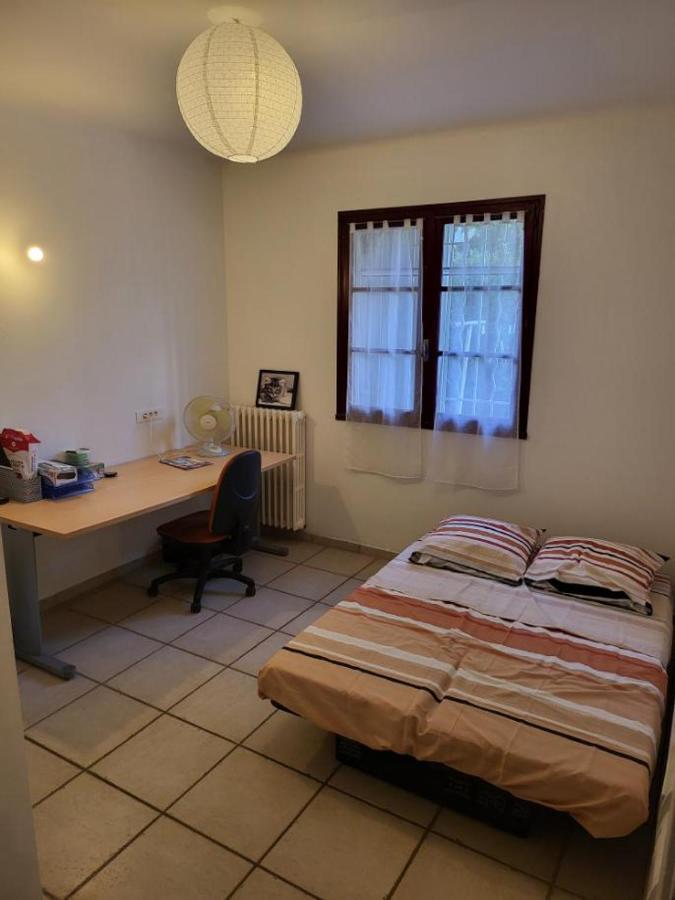 Grande Maison Avec 5 Et Jardin Holiday home